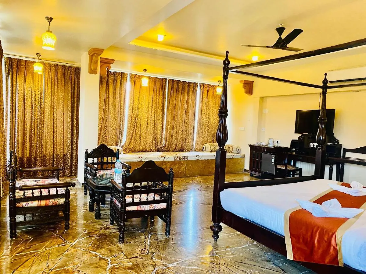 **** Hotel Udai Farmhouse Resort Udaipur - A Peacefull Riverside Property India