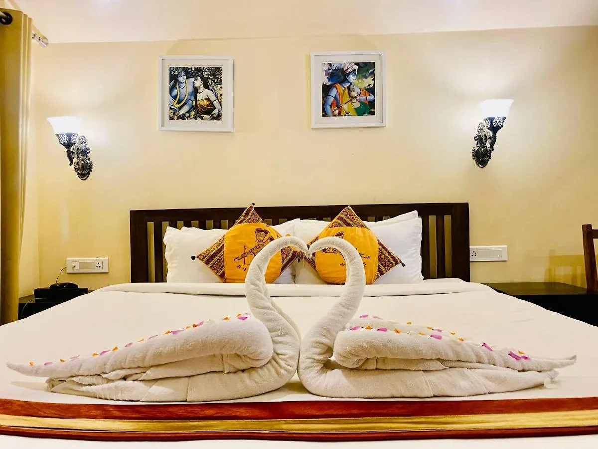**** Hotel Udai Farmhouse Resort Udaipur - A Peacefull Riverside Property India