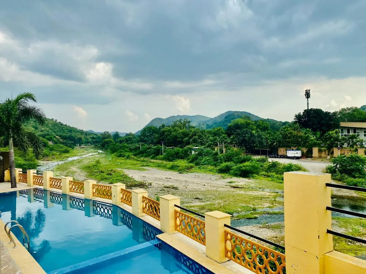 Udai Farmhouse Resort Udaipur - A Peacefull Riverside Property